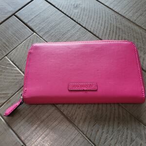 Vera Bradley‎ Wallet Hot Pink Leather Pockets Card Slots Zip